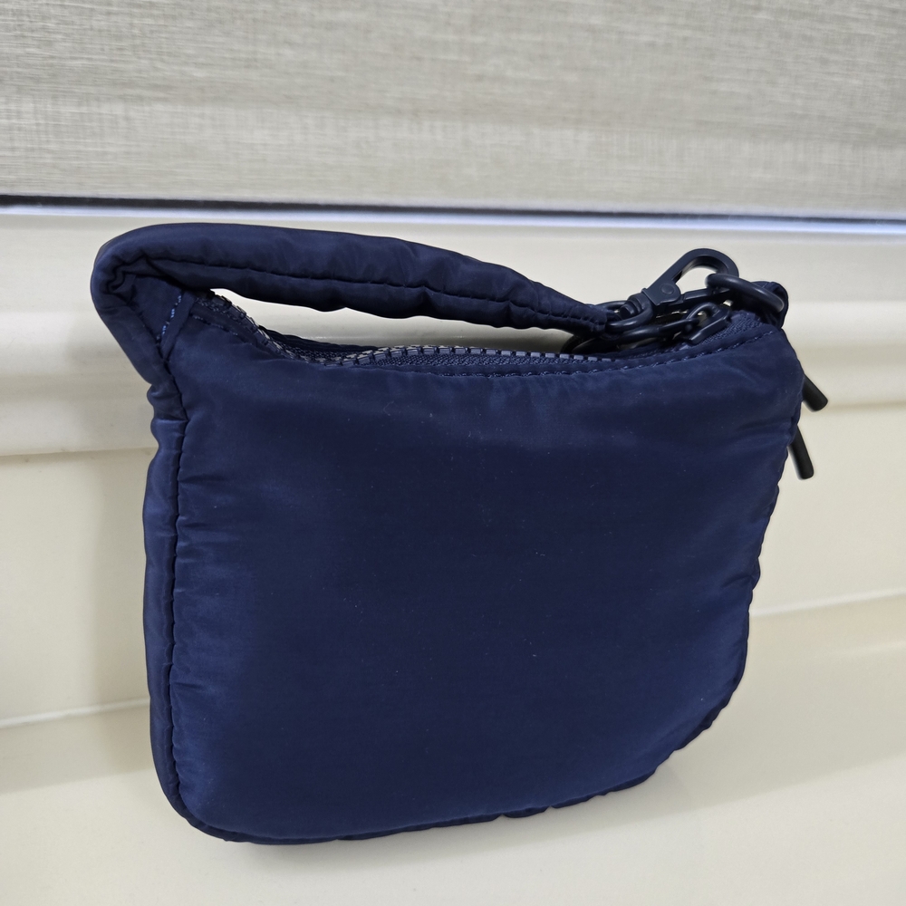 FP Movement by Free People Navy Blue Wristlet - Picture 2 of 2